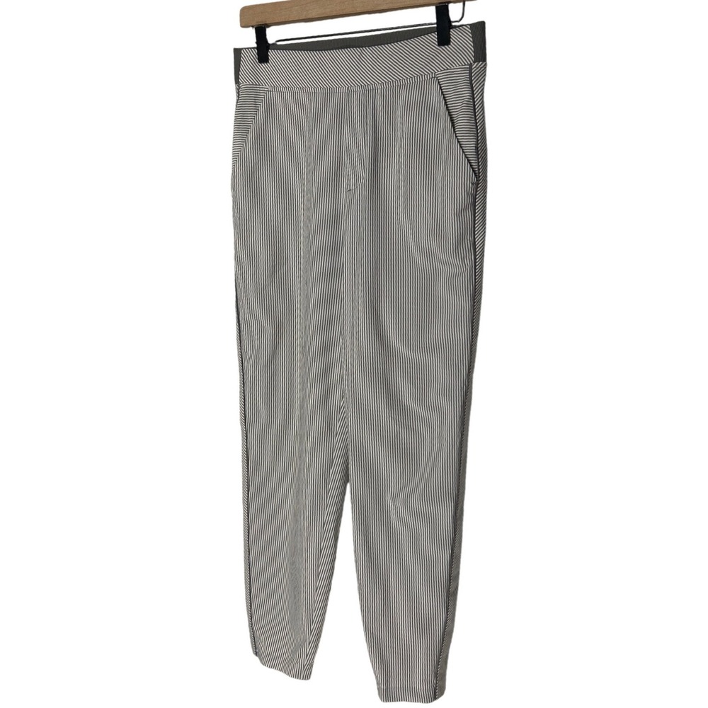 Athleta Brooklyn Lightweight Stripped Ankle Pants Gray Ivory Sz 6 Retail $89 EUC